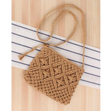 Bohemian Elegance Straw Clutch - Fashionable Tassel Handbag for Women