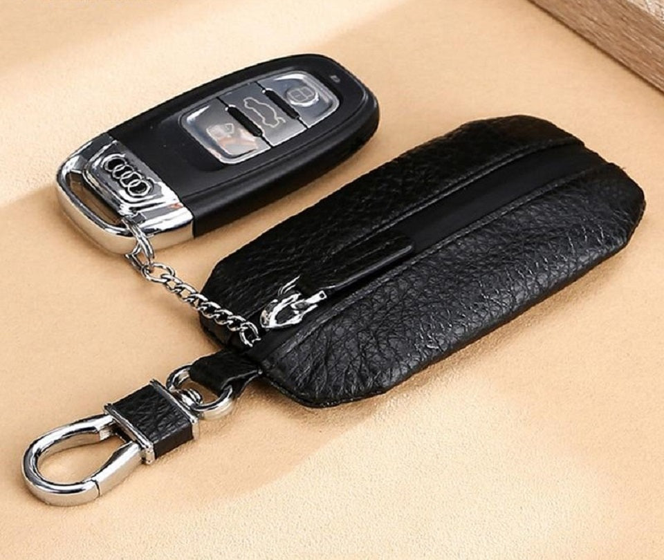 Gematay Microfiber Leather Car Keychain, Universal Car Key Fob Keychain Holder for Men and Wome, Black